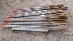 75 SILVER 6' T POSTS  (75 x your bid )