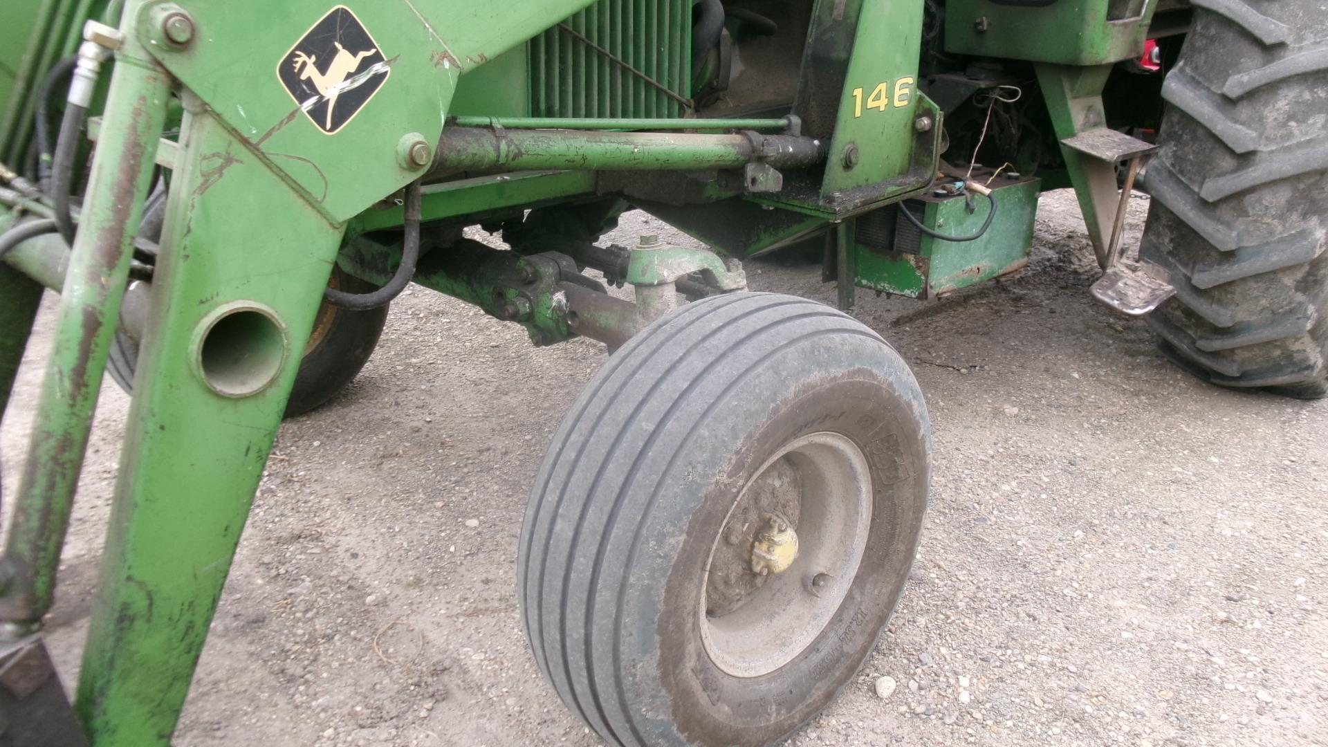 JOHN DEERE 4020 DIESEL w / JOHN DEERE 146 LOADER & HAY FORK, cab syncro, 2 remotes, 3 pt,.+