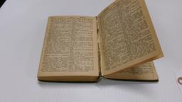 1941 WEBSTERS HANDY POCKET DICTIONARY, 5 3/4" X 4" X 1"