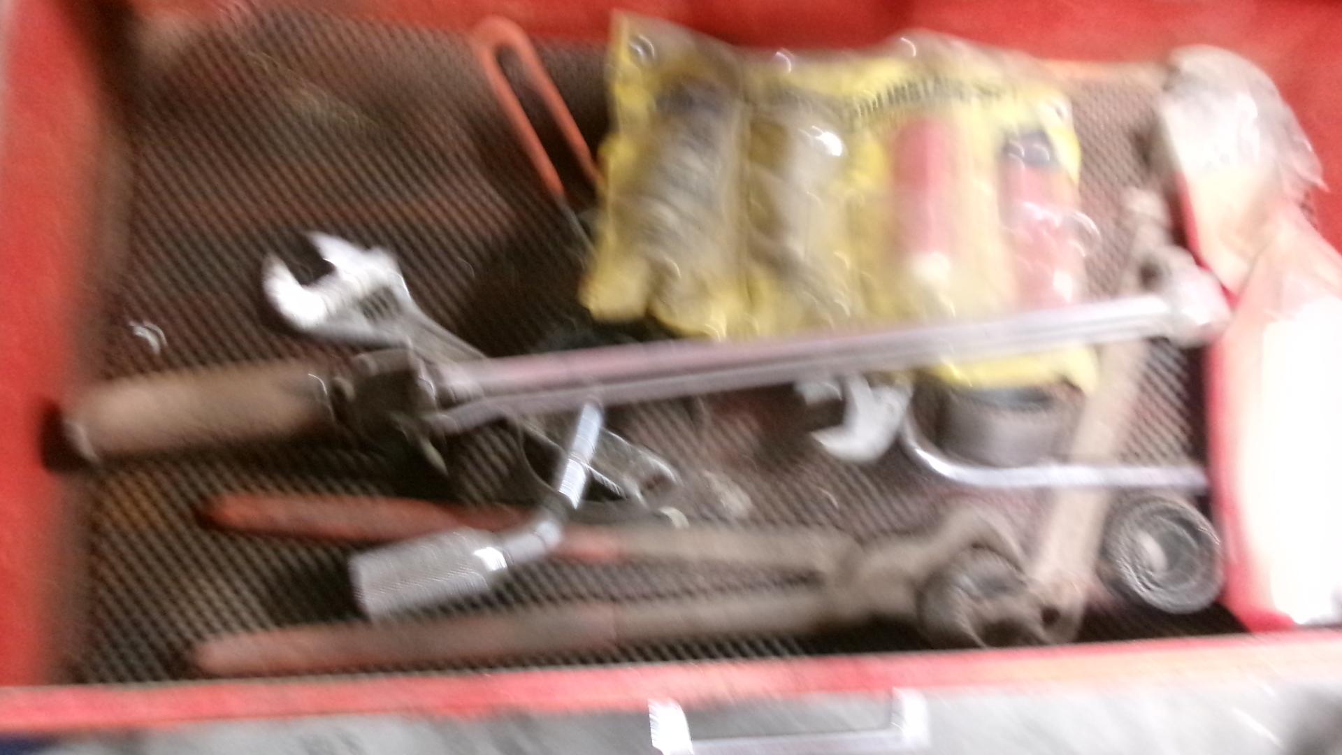ROLLING REM PRO TOOL BOX/ CABINET, uncludes Konnwei VBD2/EOBD scanner,Skil 3" x 18" belt sannder,