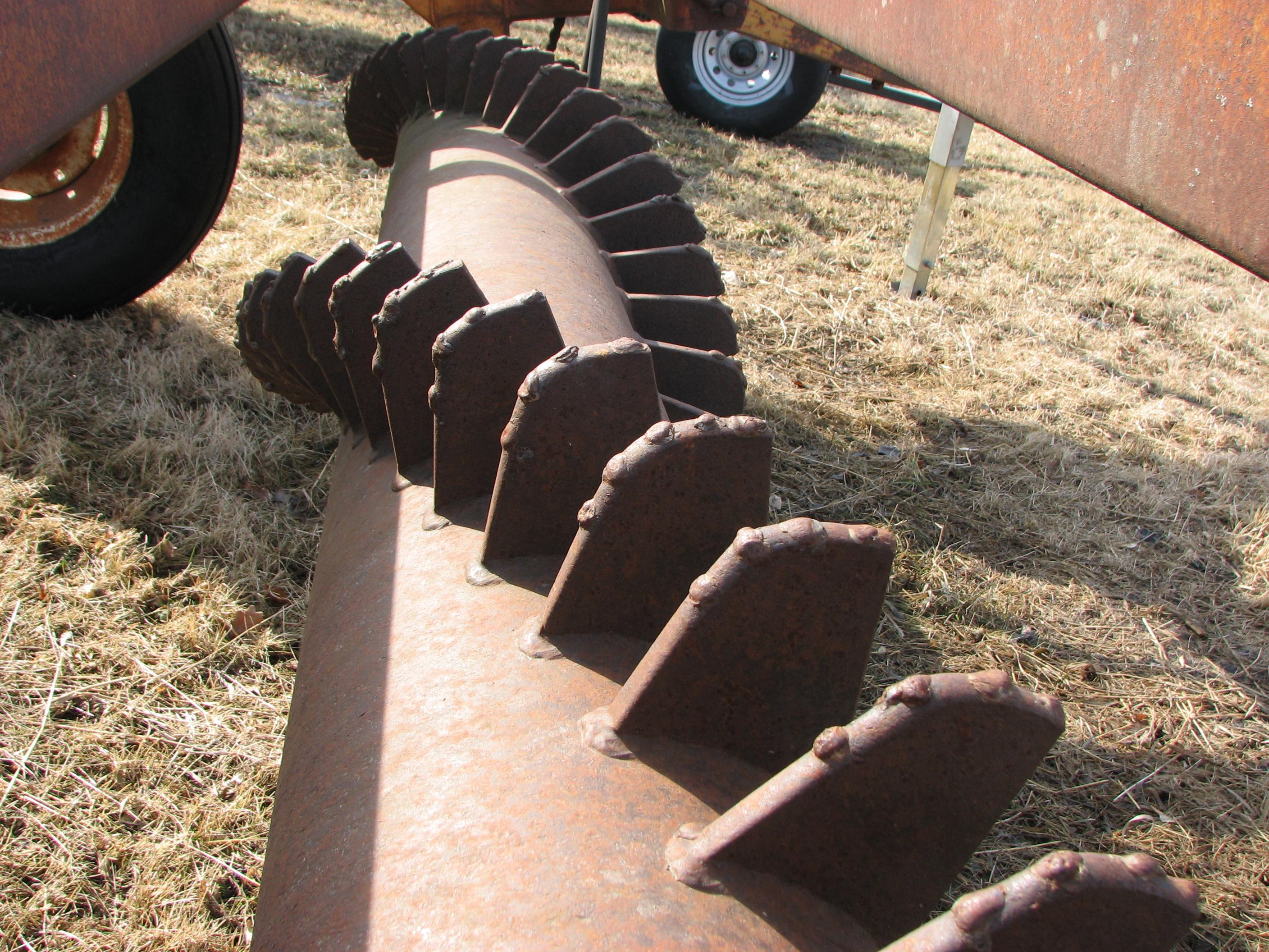 10' ROCK RAKE, PTO