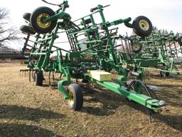 2018 28'  JOHN DEERE 2410 CHISEL PLOW w / SUMMERS  3 BAR HARROW, floating hitch, +