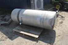 150 GALLON PETERBILT ALUMINUM SADDLE TANK