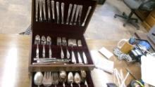COMMUNITY PLATE " MILADY" 16 PLACE SETTINGS plus SERVICE PIECES, silver plate, includes chest