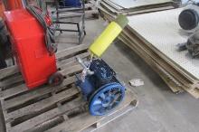 2 CYLINDER AIR COMPRESSOR -no motor