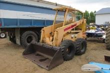 HYDRAMAC 20C SKID LOADER, Isuzu diesel, aux. hyd., hose leak, needs forward -back adj.,