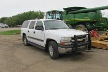 2004 CHEV. SUBURBAN 4WD, 160,000 K, good rubber, brush guard, frt. & rear receivers, clean,