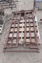 HY-QUAL ADJ. HEAD GATE,  self catching