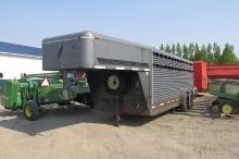 2001 FEATHERLITE 7 X  20' GOOSE NECK STOCK TRAILER, rubber mats, good tires & spare,