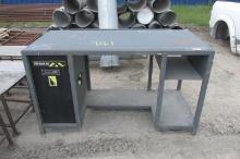 FORMANS STEEL DESK