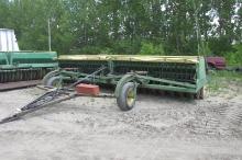 20' JOHN DEERE 9350 PRESS DRILL, transport, markers, & grass seeders