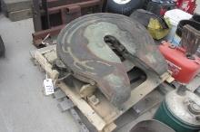 HOLLAND 5TH WHEEL PLATE