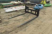 60" SKID MOUNT PALLET FORK  ATTACH.