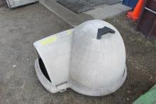 IGLOO DOG HOUSE