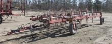 GEHL 12 WHEEL 520 V RAKE