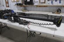 MINN KOTA 24 VOLT 5' GENESIS TROLLING MOTOR, foot control