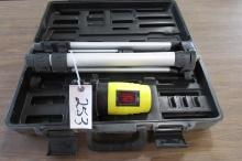 SELF LEVELING LASER LEVEL