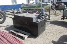 DOUBLE COMPARTMENT SERVICE TANK. 60 / 60 GALLONS w / 2 12 VOLT PUMPS & TOOL BOX