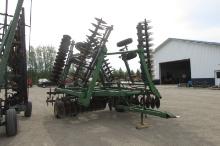 30' JOHN DEERE 235 TANDEM DISK, wing tandems, 20 1/2" frts., 21 1/2" rears, very good