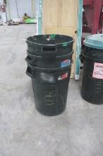 3-PLASTIC 32 GALLON GARBAGE CANS - 1 damaged