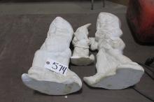 3-GARDEN GNOMES  1- damaged