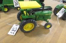 JOHN DEERE 4520 TRACTOR