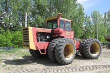 VERSATILE 800 4WD, eng. Ok but does not move-clutch or trans.-owner not sure, 3 remotes, 2 good