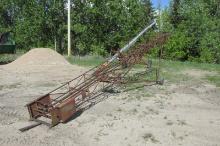 30' ERSKINE  HAY CONVEYOR, electric motor, tires shot