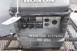 HONDA 3000 EU GAS INVERTER, elec. start, starts & runs
