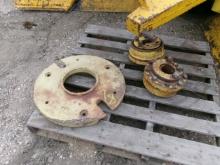 JOHN DEERE WHEEL WT. & 2-9 BOLT JOHN DEERE DUAL HUBS