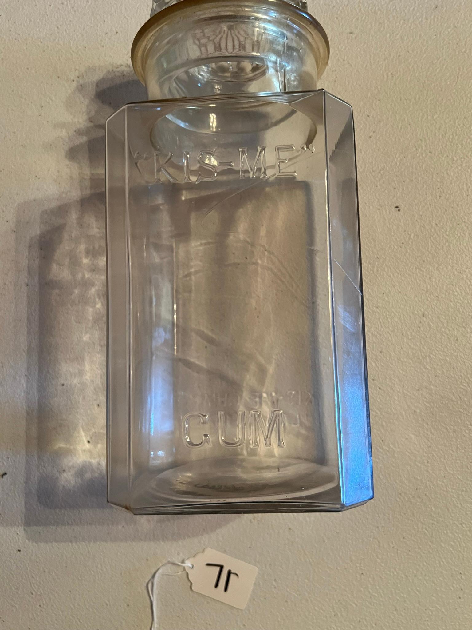 "Kis-Me" Gum Jar