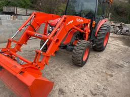 Kubota MX6000 Tractor w/Loader