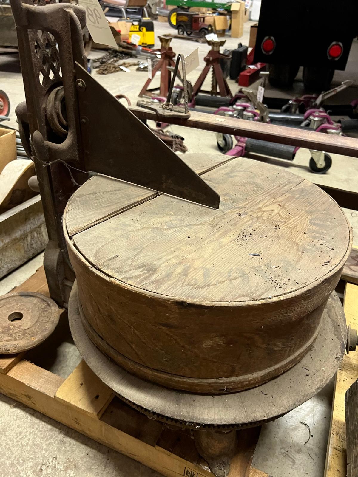 Cheese Cutter