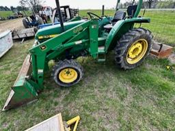 JD 870 Diesel Tractor