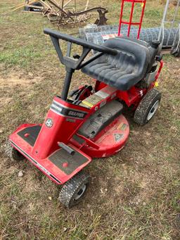 Snapper SR825 Riding Lawn Mower