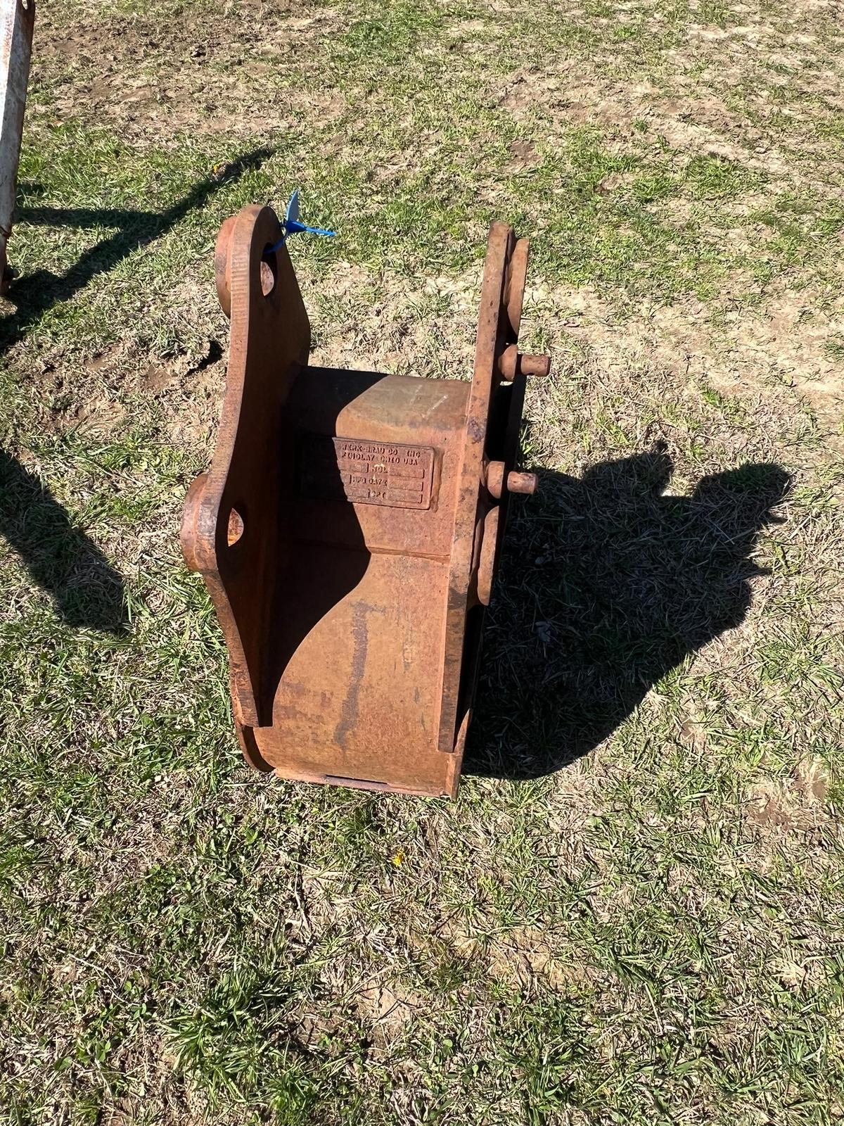 Edge Backhoe Bucket