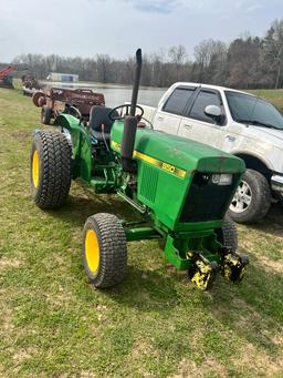 JD 850 Diesel Tractor