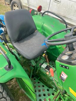 JD 850 Diesel Tractor