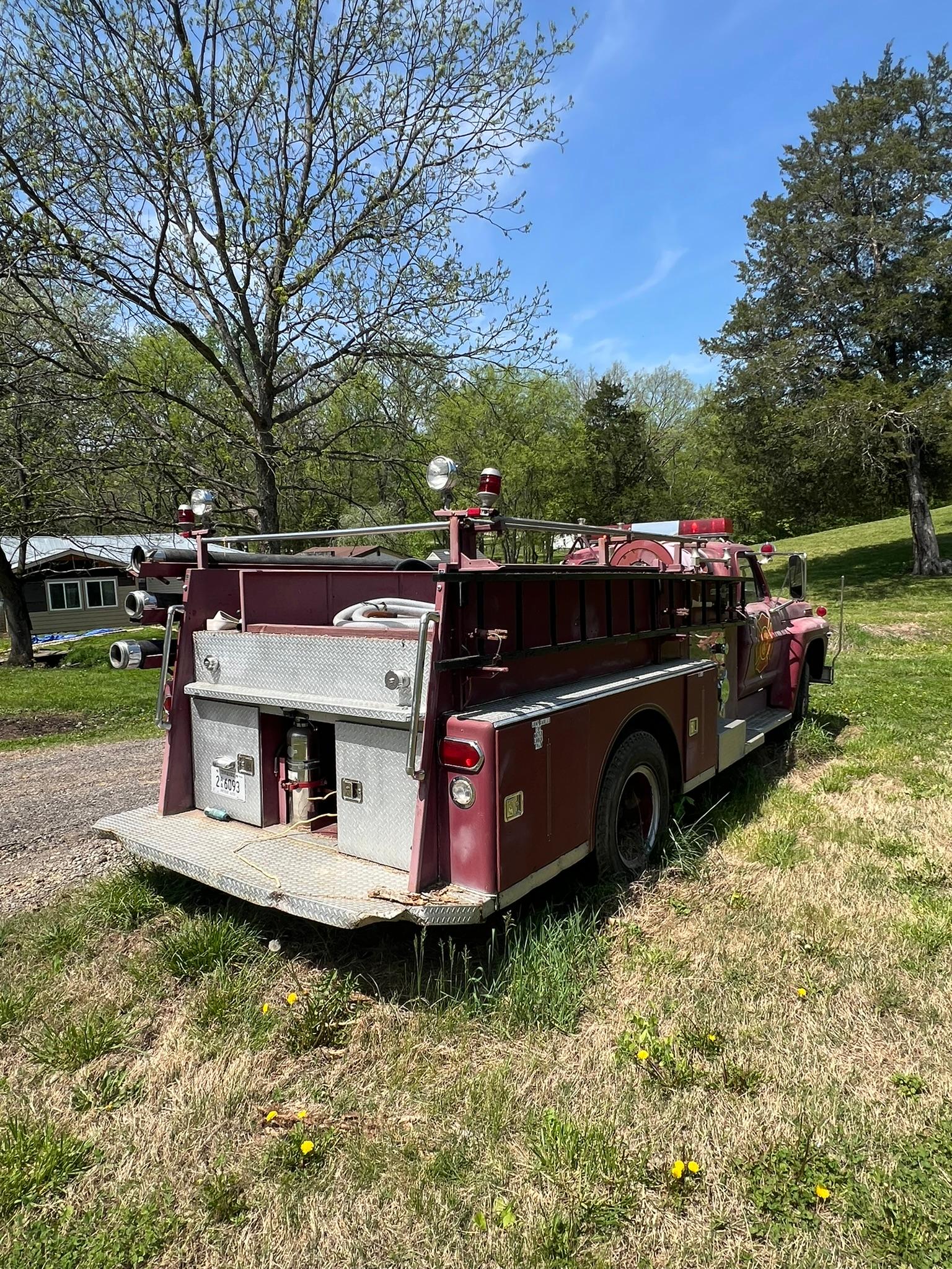 1971 Ford F750 Custom Cab Fire Truck