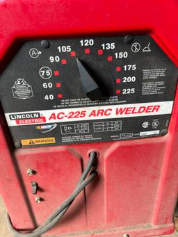 Lincoln Electric AC-225 Arc Welder w/Leads