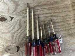 Craftsman & Husky Flat Screwdrivers (7 pcs)