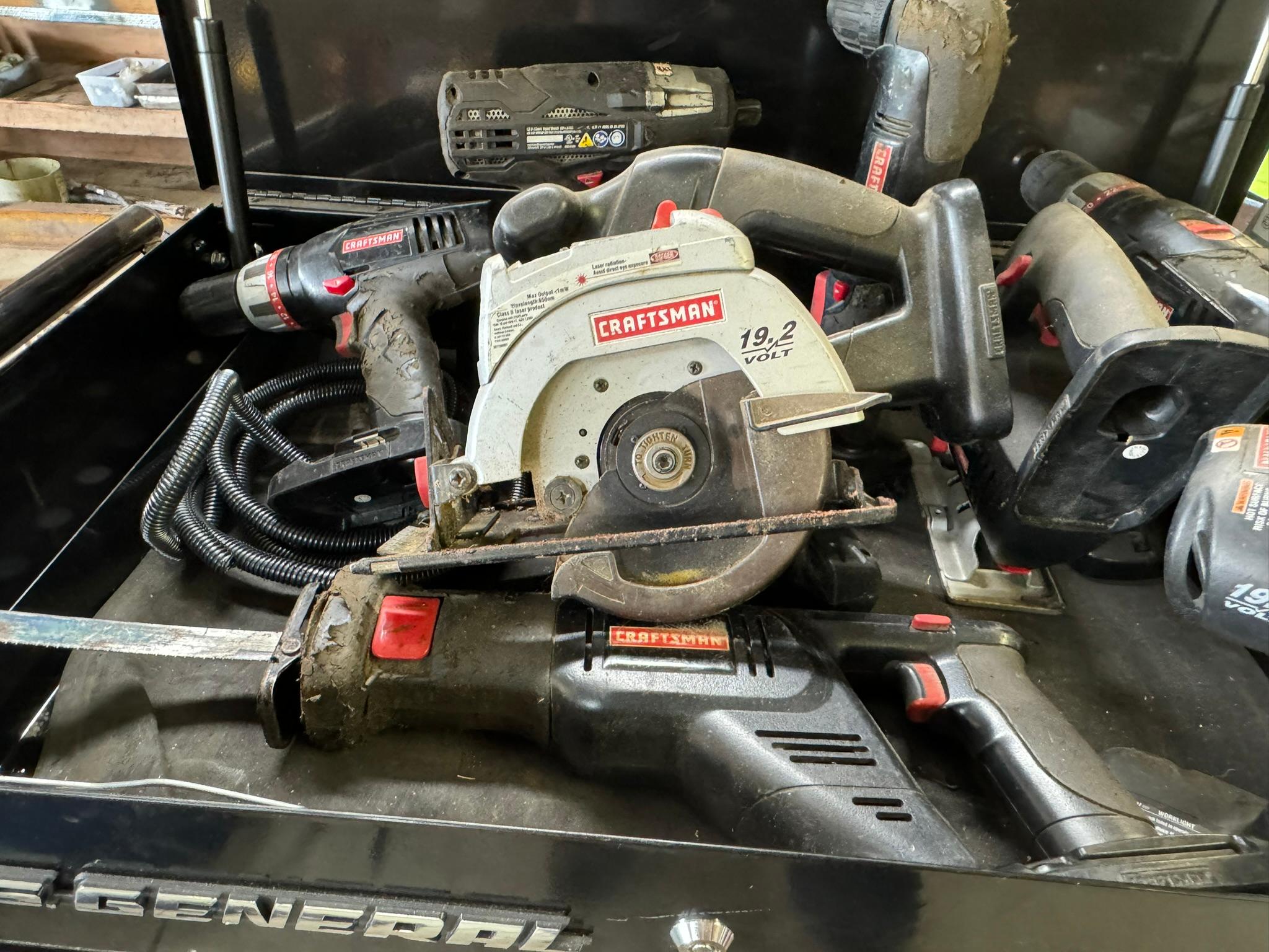 Craftsman Cordless Tools w/Batteries & chargers