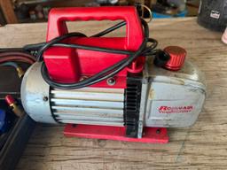 AC Pro 134a Gauger & Robin Air Vacuum Master Pump