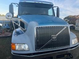 1999 Volvo Semi