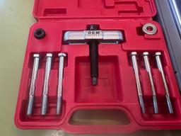 Steering Wheel Puller, Cobalt 3/8" Drive Torque Wrench