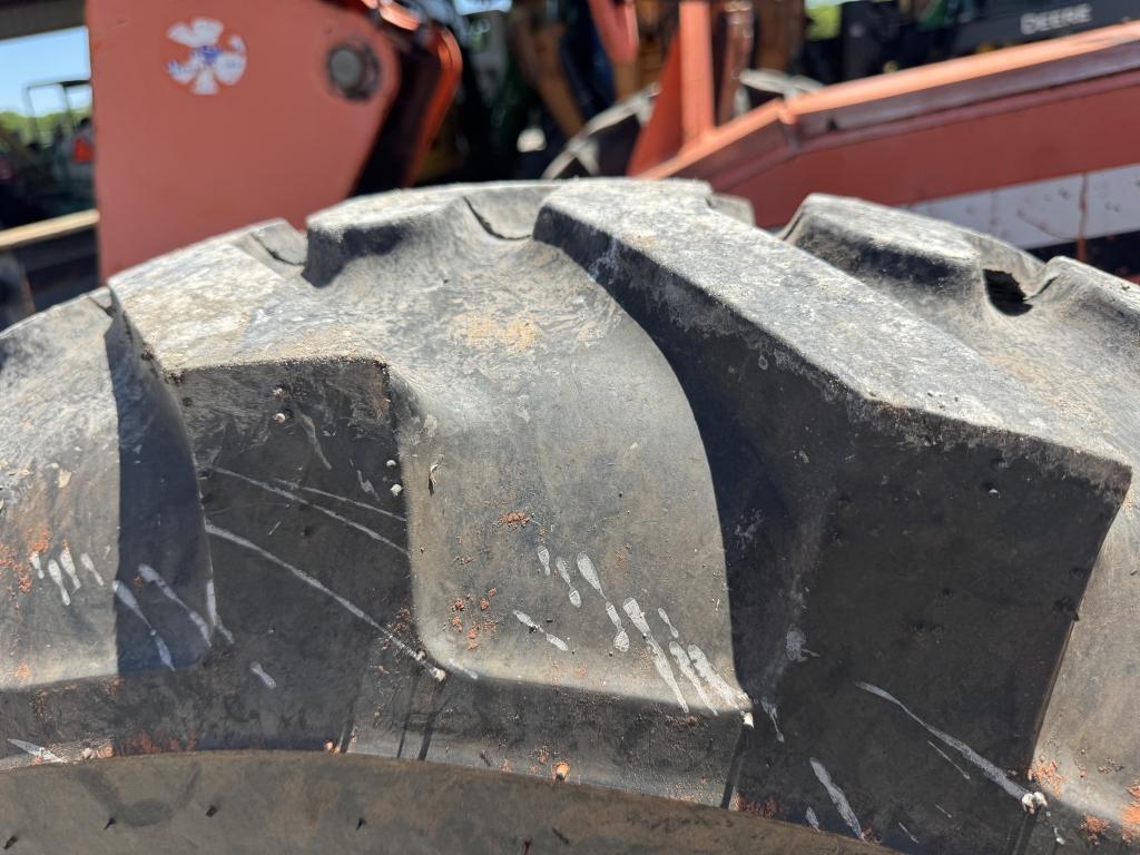 JLG Sky Track 8042, 4205 hours