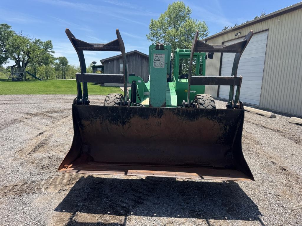 JLG Sky Track 6042 telescopic forklift, 3389 hours