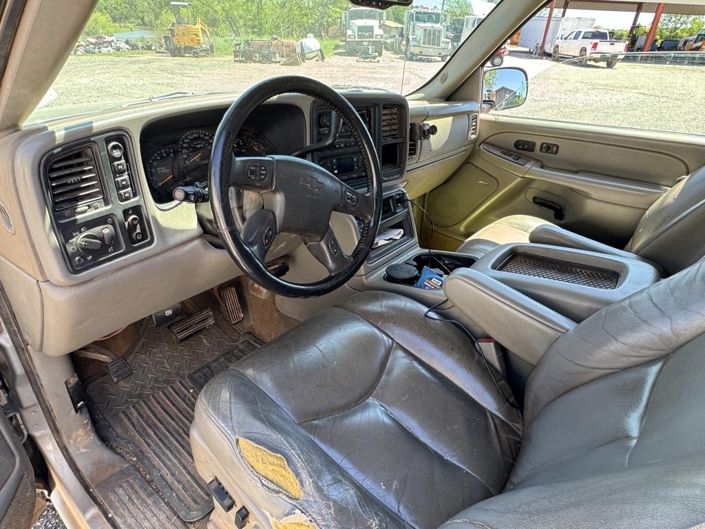 ’05 Chevy ½ ton pickup, 4x4, extended cab