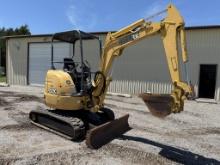 JD 27C ZTS mini excavator, remote hydraulics