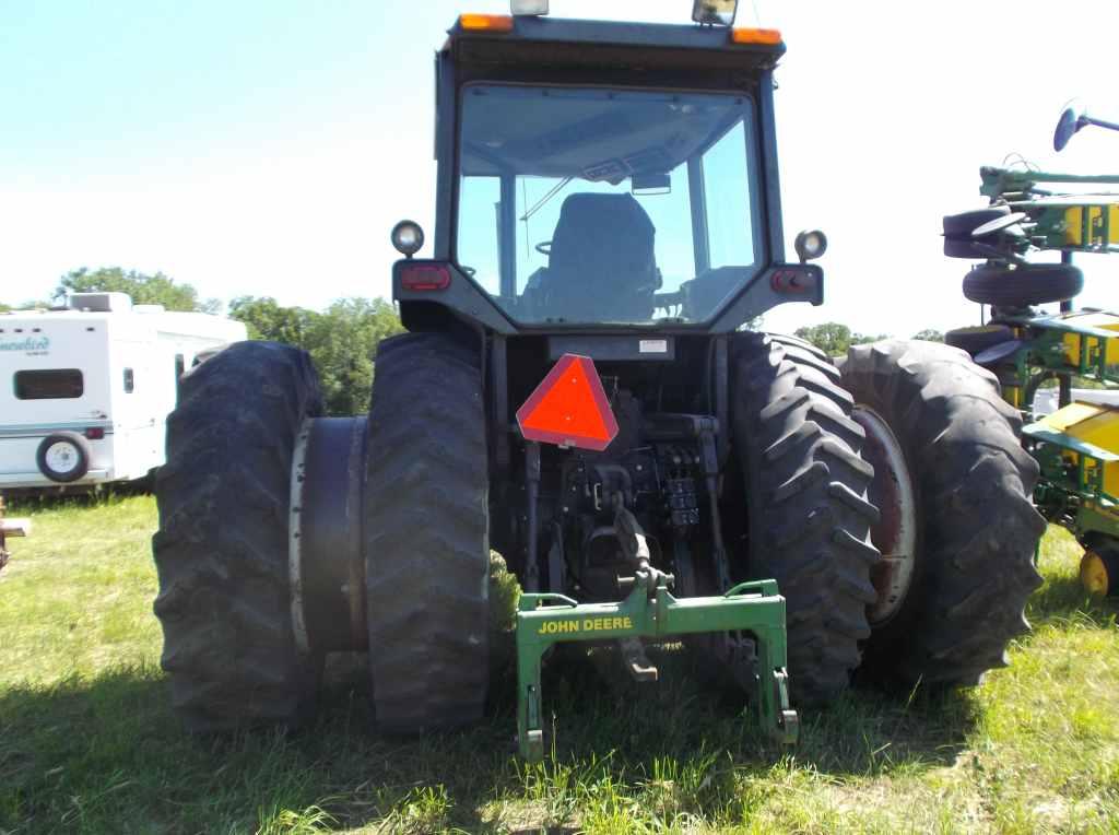 Deutz-Allis 9150 Tractor